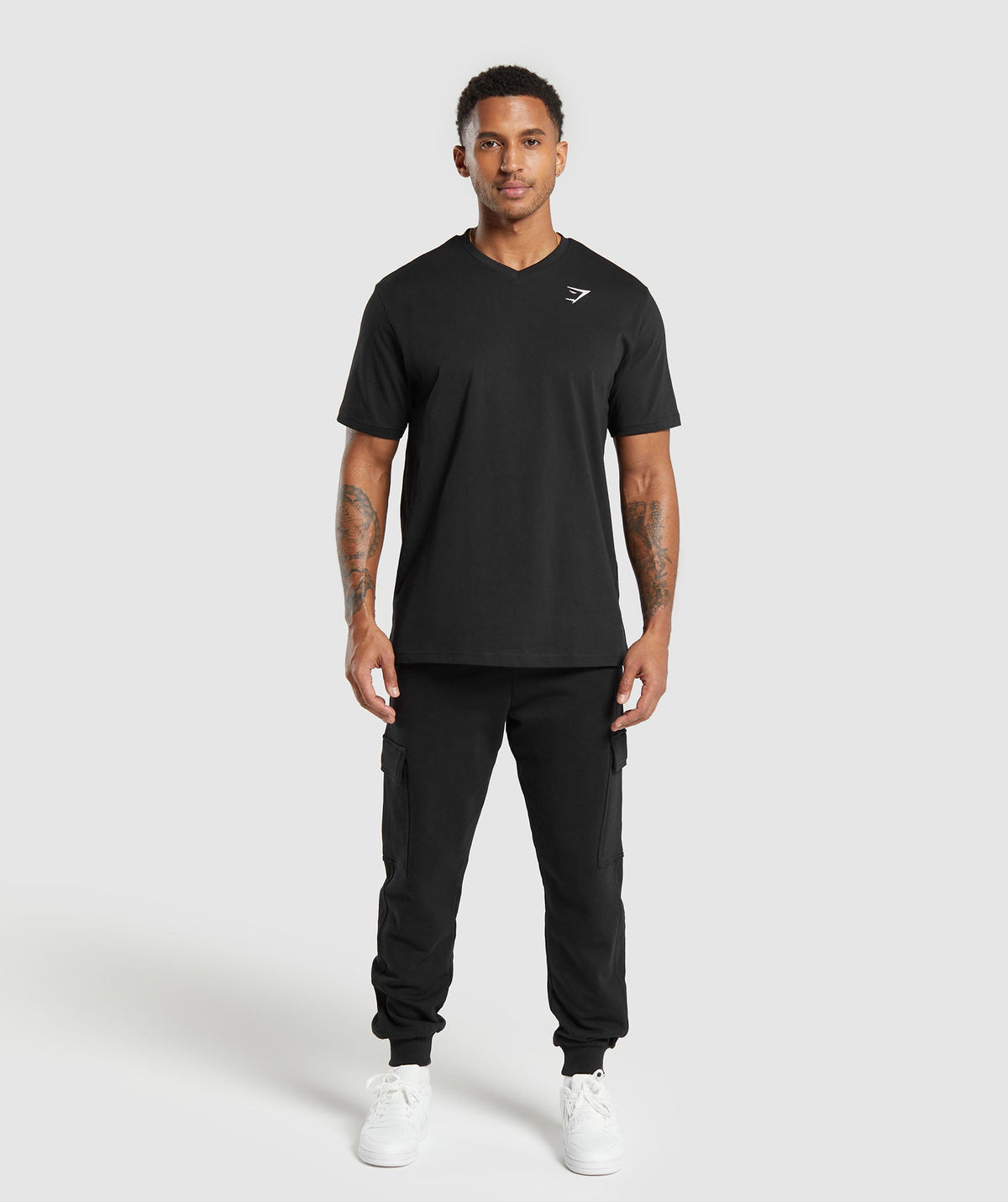 CREST V-NECK T SHIRT