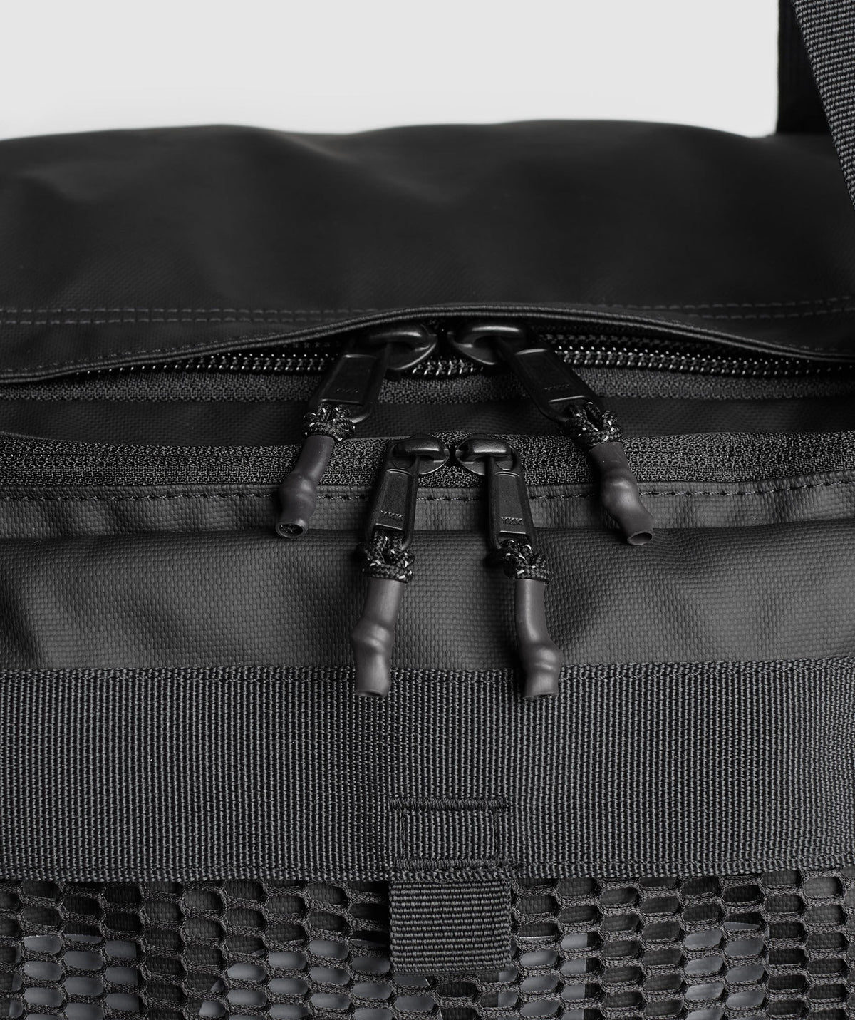 PURSUIT DUFFLE BAG