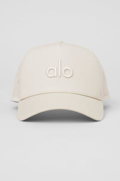 DISTRICT TRUCKER HAT