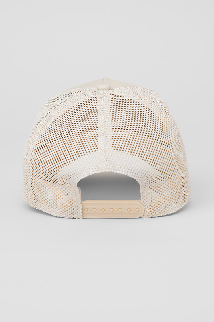 DISTRICT TRUCKER HAT