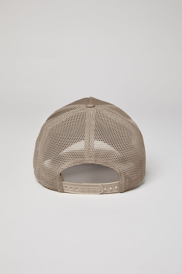DISTRICT TRUCKER HAT