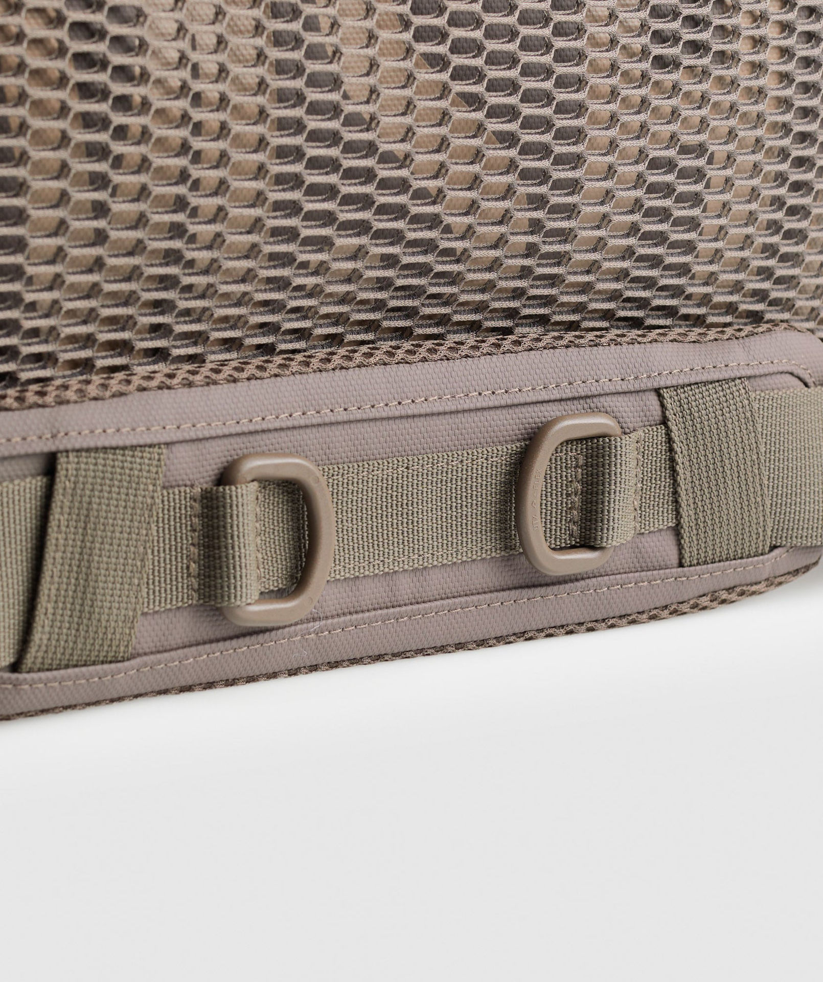 PURSUIT DUFFLE BAG
