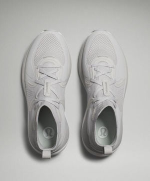 Chargefeel 2 Mid Women's Workout Shoe