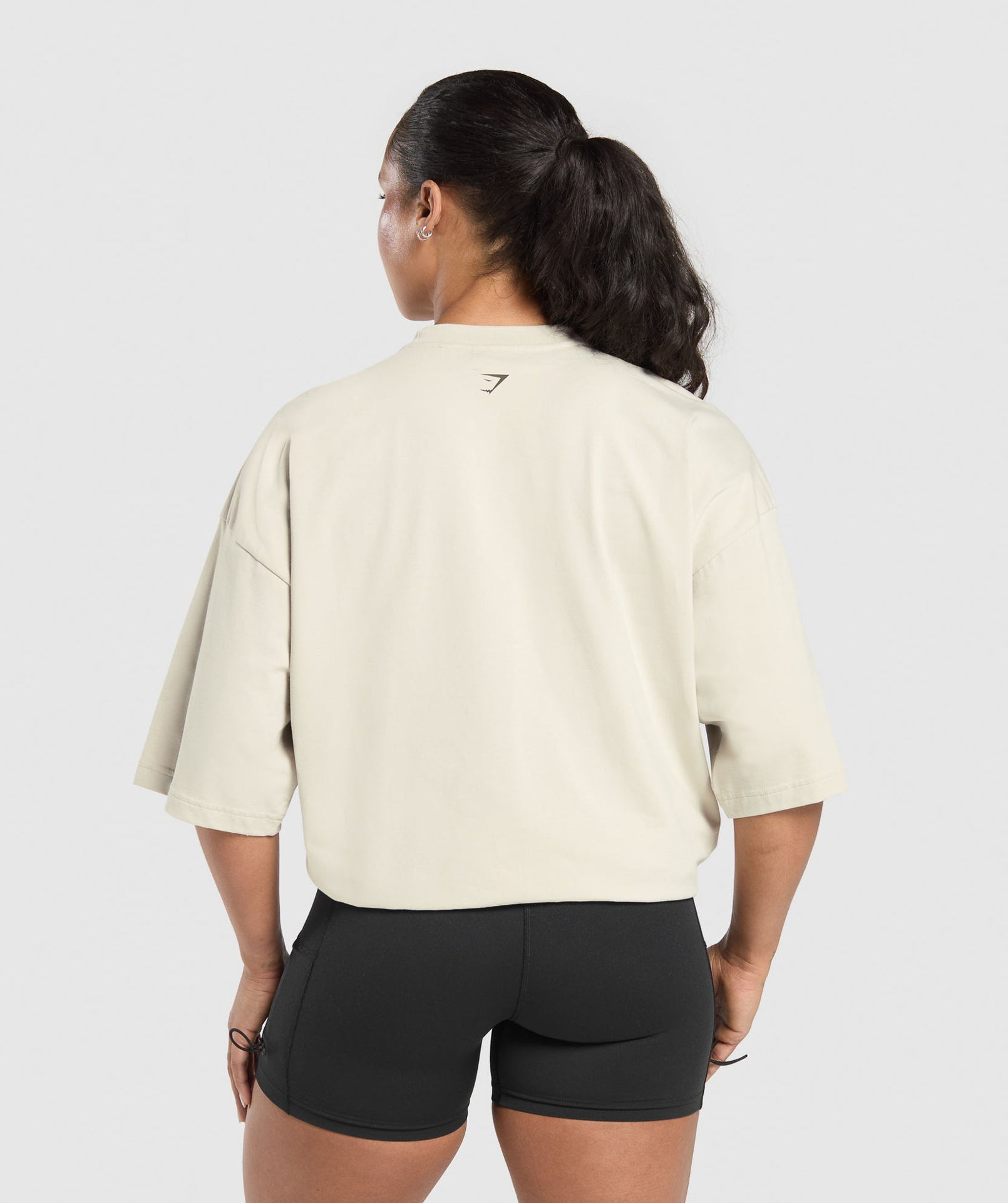 TWO STRONG WOMEN OVERSIZED T-SHIRT