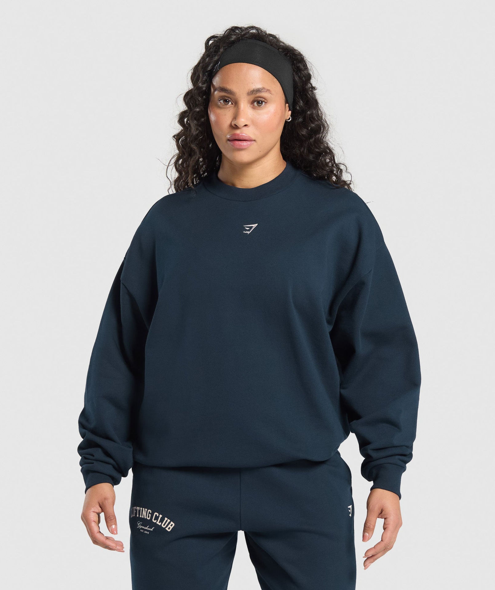 LIFTING CLUB OVERSIZED SWEATSHIRT