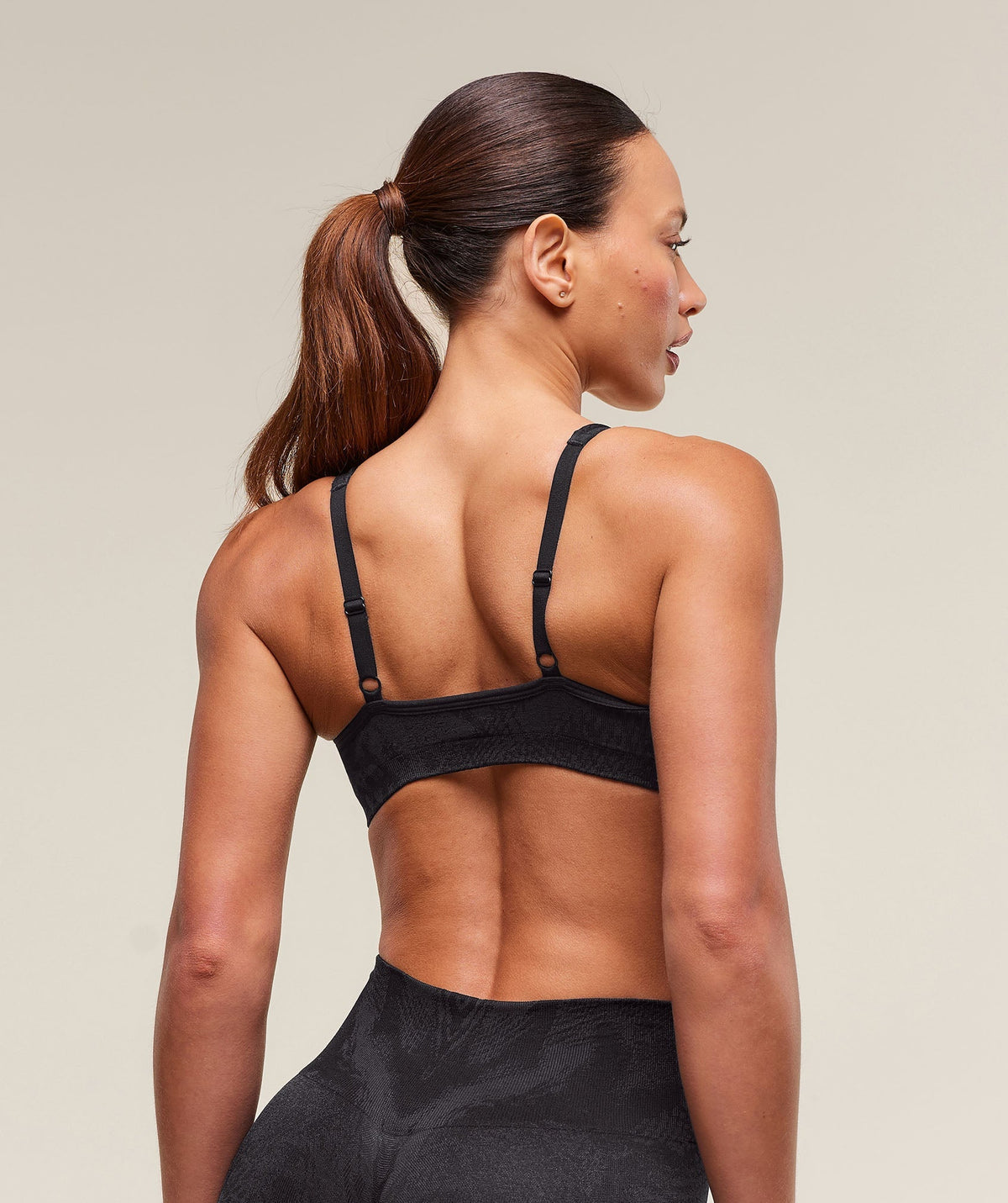 ADAPT X WHITNEY ANIMAL SEAMLESS TWIST FRONT BRA