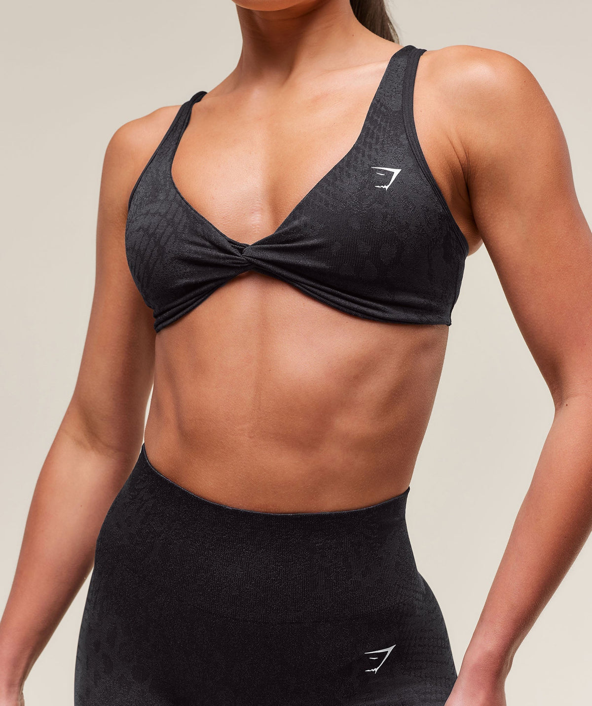 ADAPT X WHITNEY ANIMAL SEAMLESS TWIST FRONT BRA