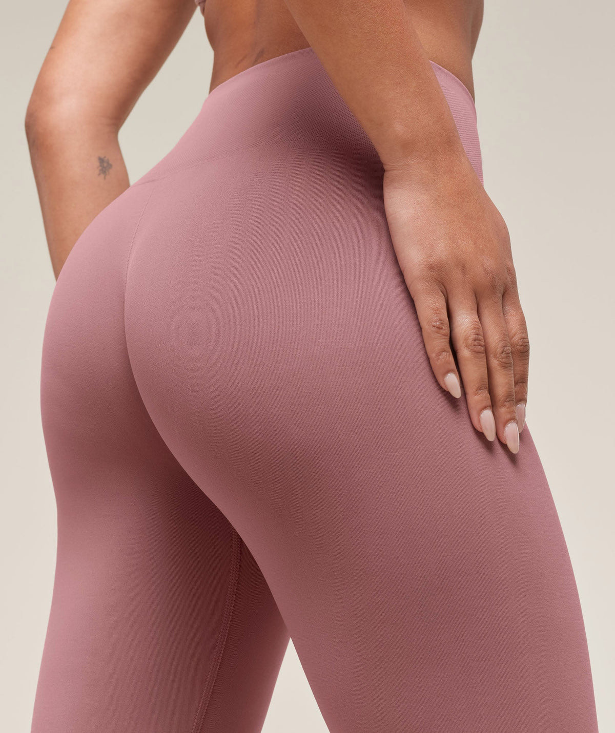 SOFT SCULPT LEGGINGS