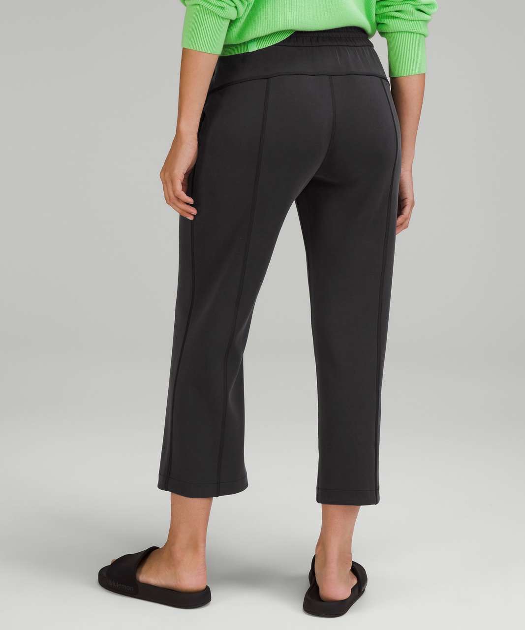 Lululemon Softstreme High-Rise Straight Leg Crop