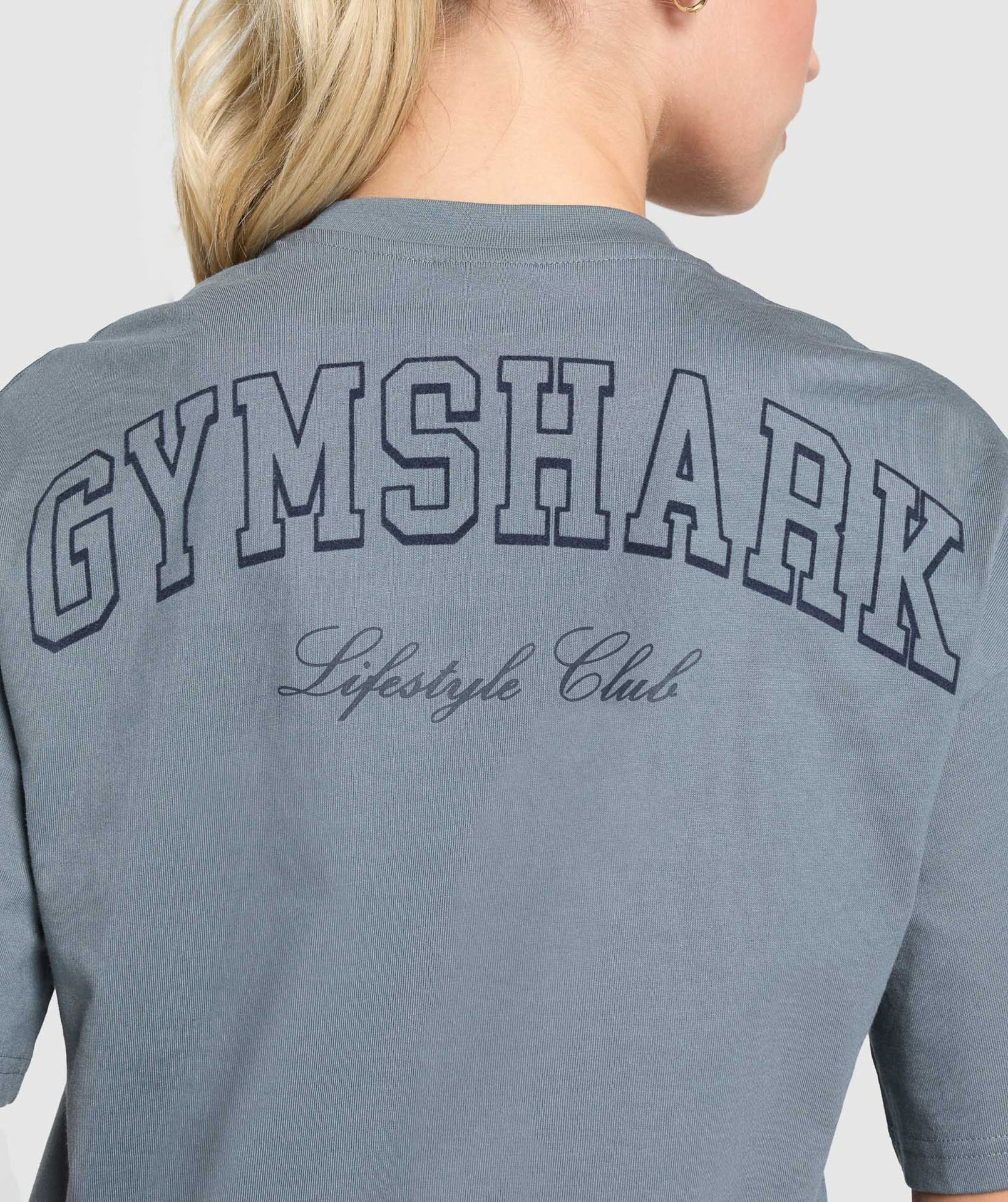 CAMPUS CLASSICS GRAPHIC T-SHIRT