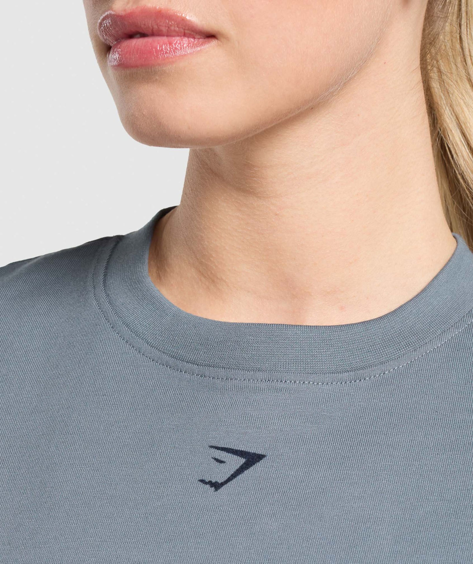 CAMPUS CLASSICS GRAPHIC T-SHIRT