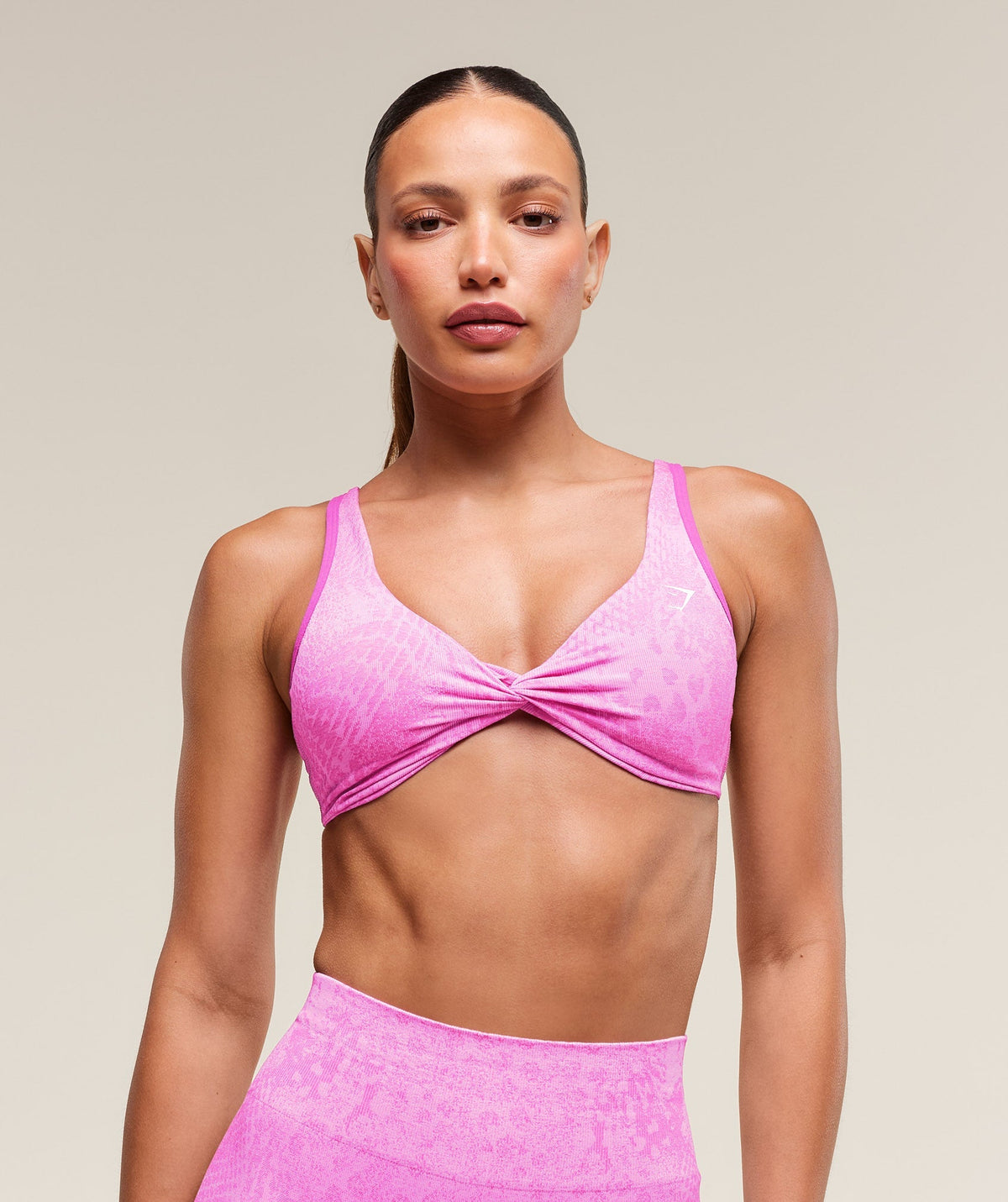 ADAPT X WHITNEY ANIMAL SEAMLESS TWIST FRONT BRA
