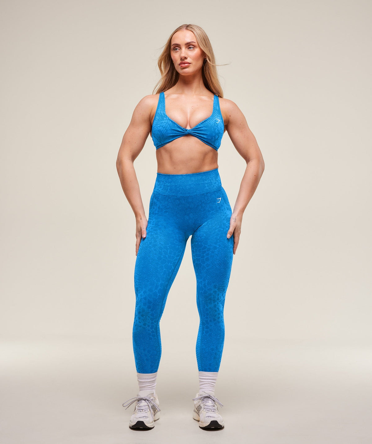 ADAPT X WHITNEY ANIMAL SEAMLESS TWIST FRONT BRA