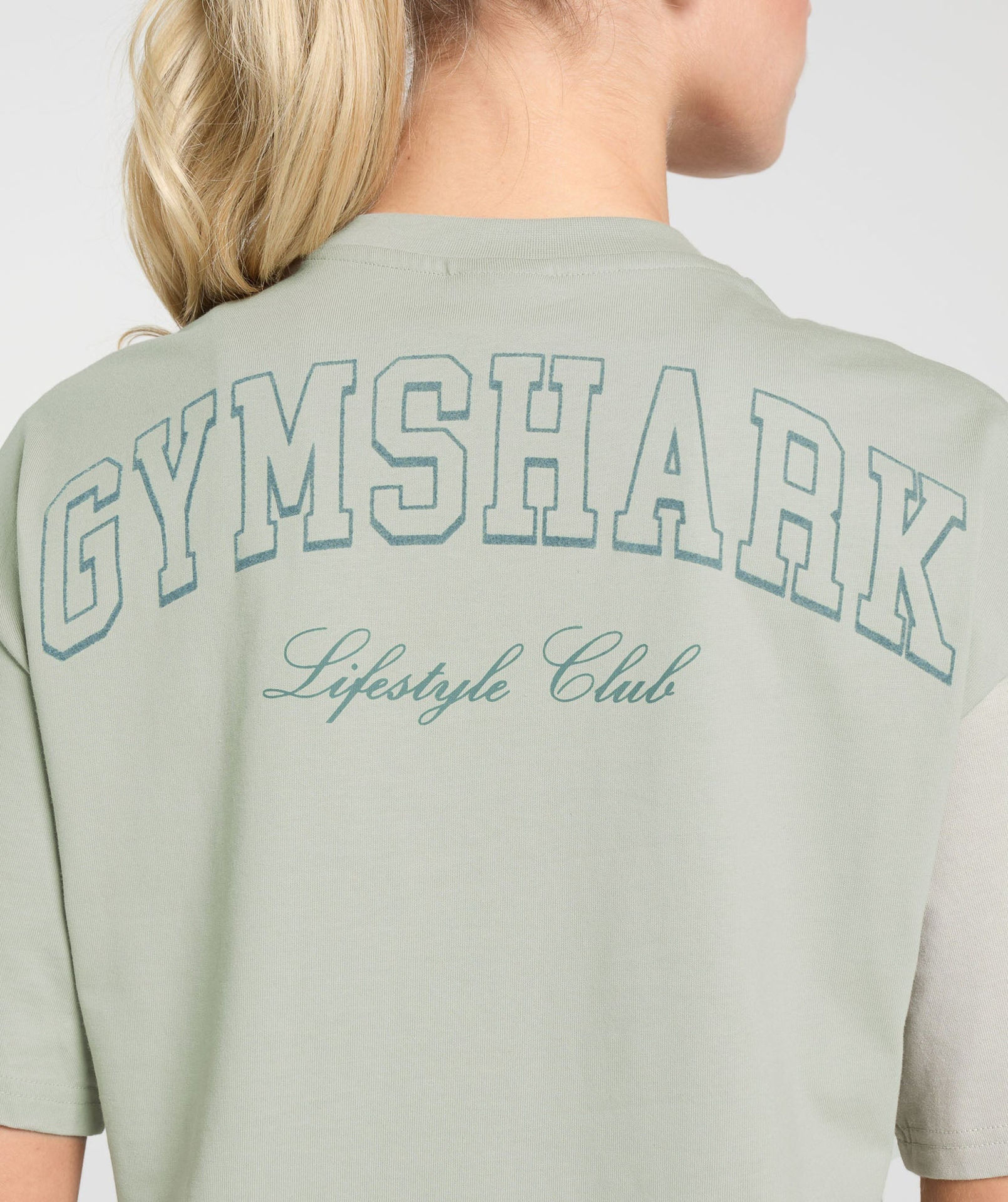 CAMPUS CLASSICS GRAPHIC T-SHIRT