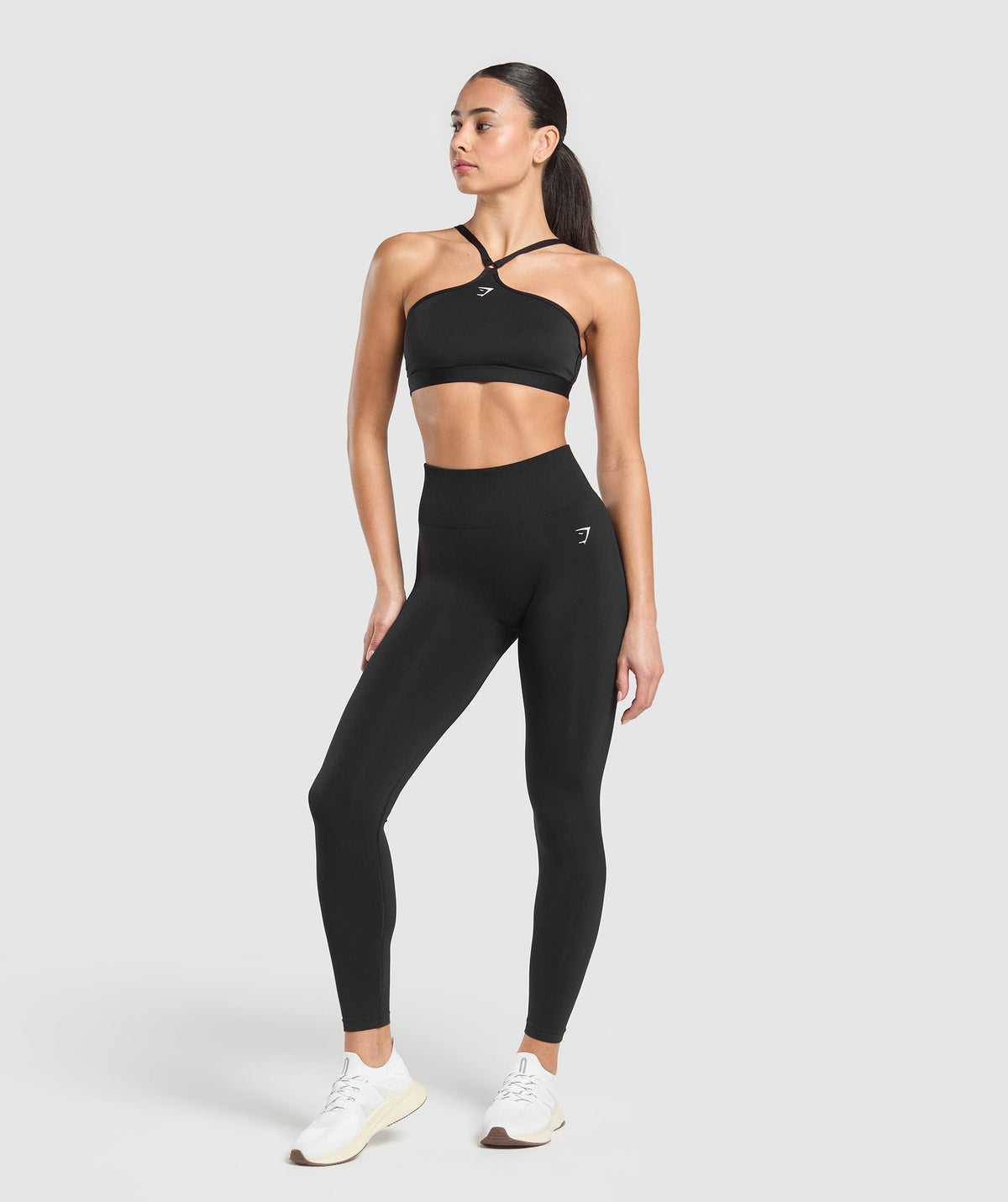 HALTER NECK SPORTS BRA