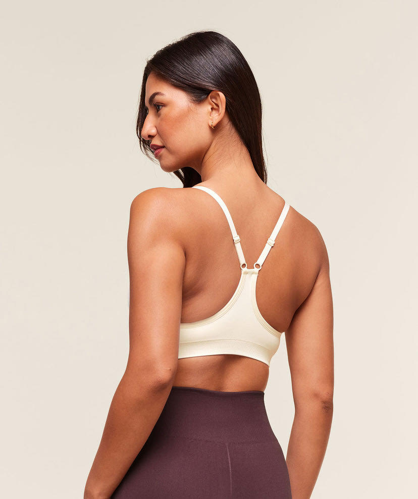 Everyday Seamless Racerback Sports Bra