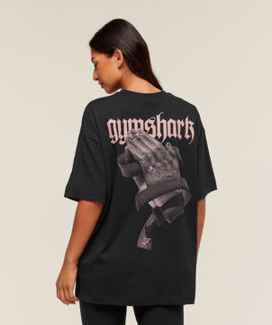 PRAYER HANDS GRAPHIC OVERSIZED T-SHIRT