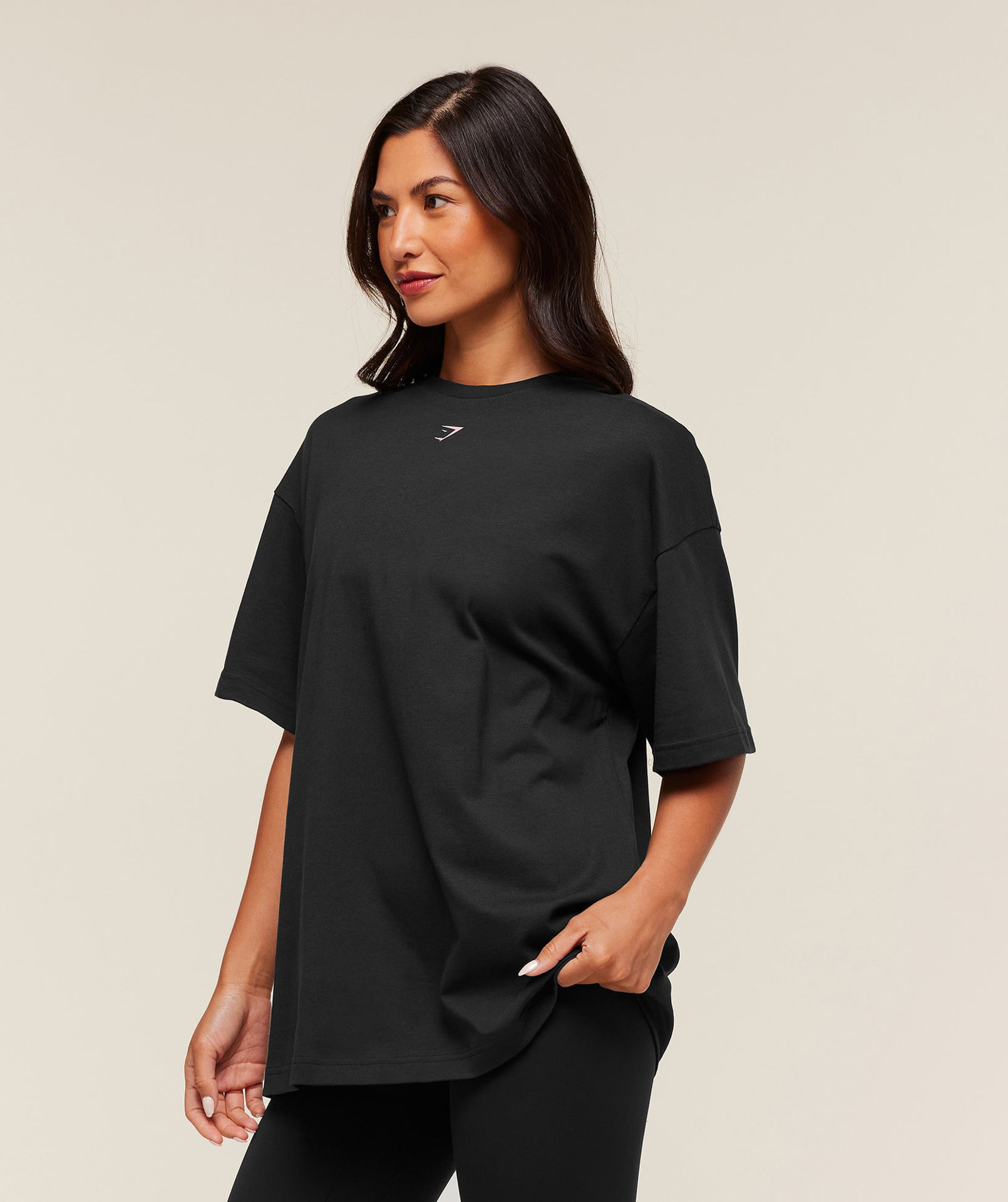 PRAYER HANDS GRAPHIC OVERSIZED T-SHIRT