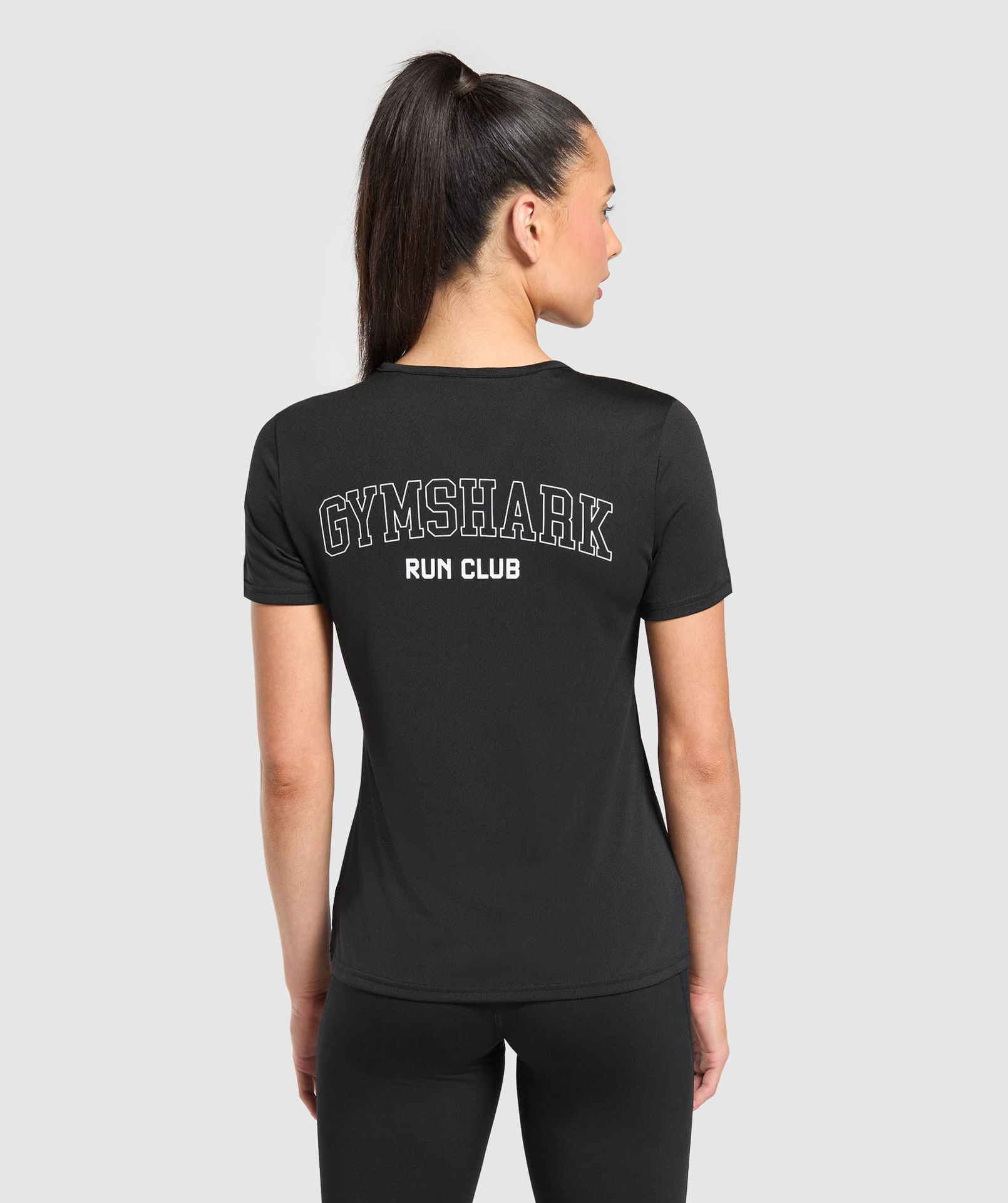 RUN CLUB GRAPHIC T-SHIRT