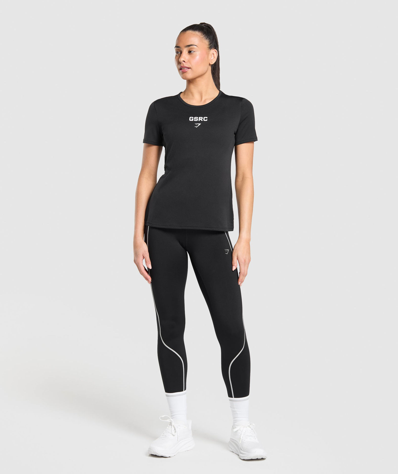RUN CLUB GRAPHIC T-SHIRT