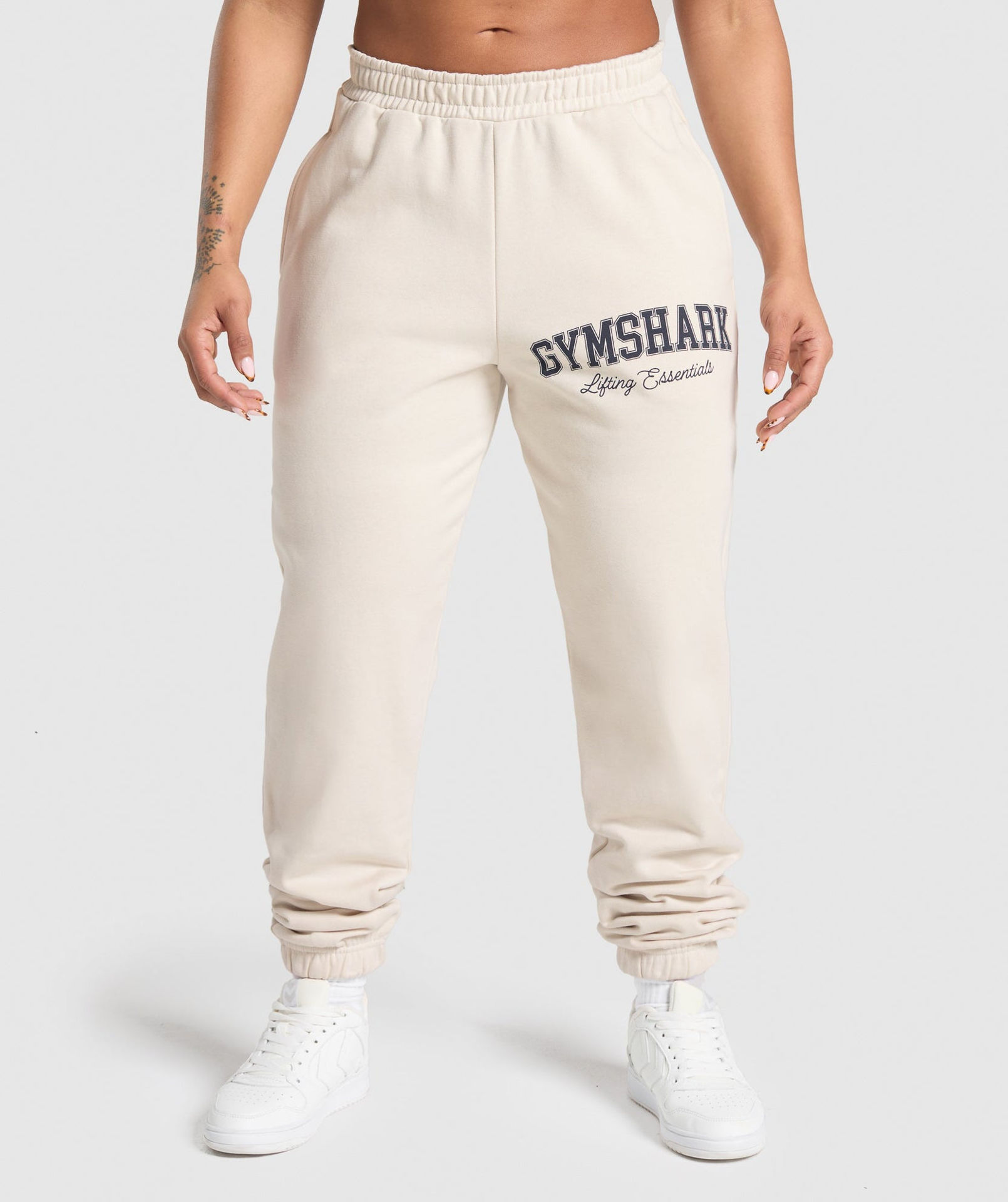 LIFTING ESSENTIALS GRAPHIC BRUSHED OVERSIZED JOGGERS