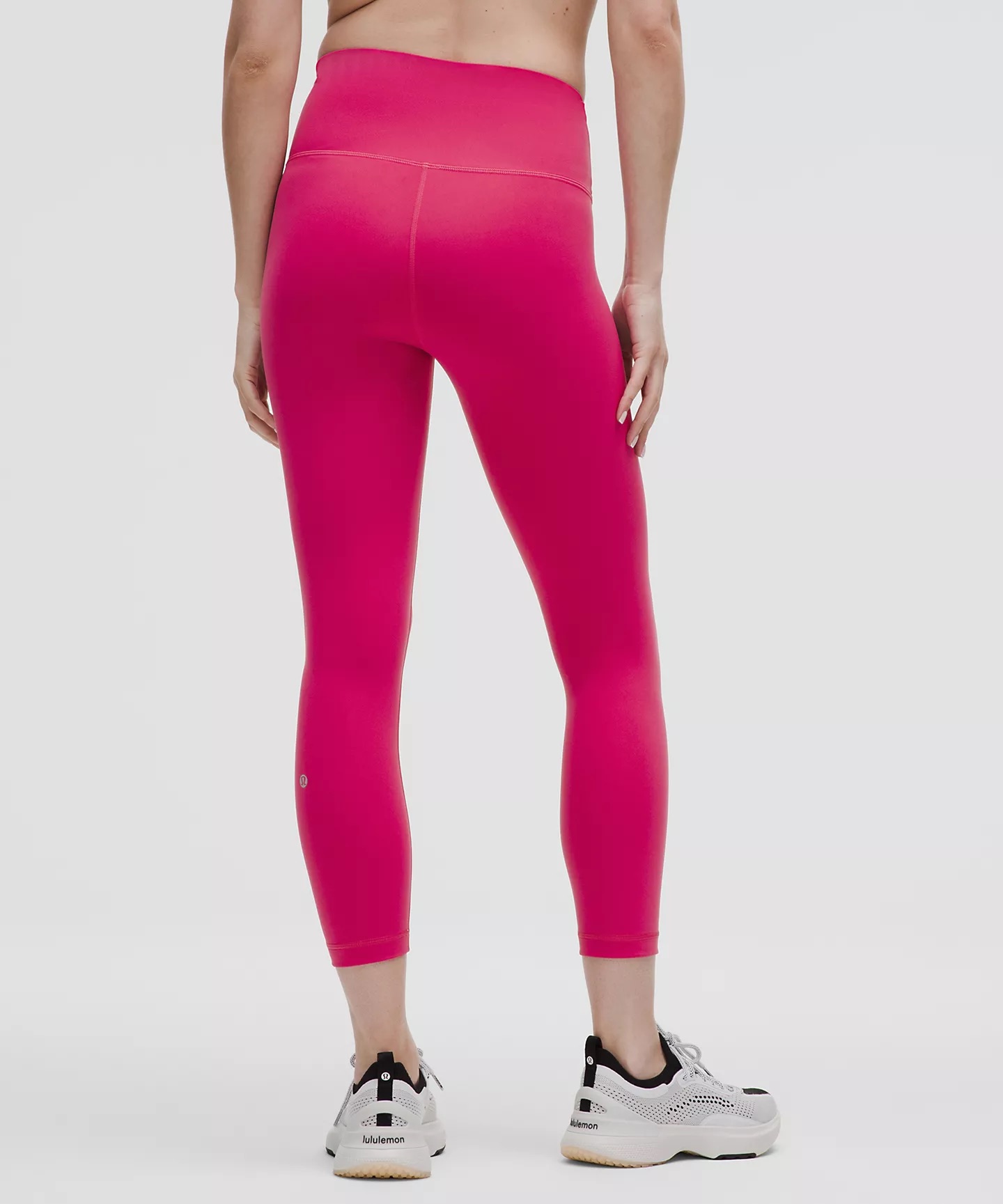 Wunder Train High-Rise Crop 23"