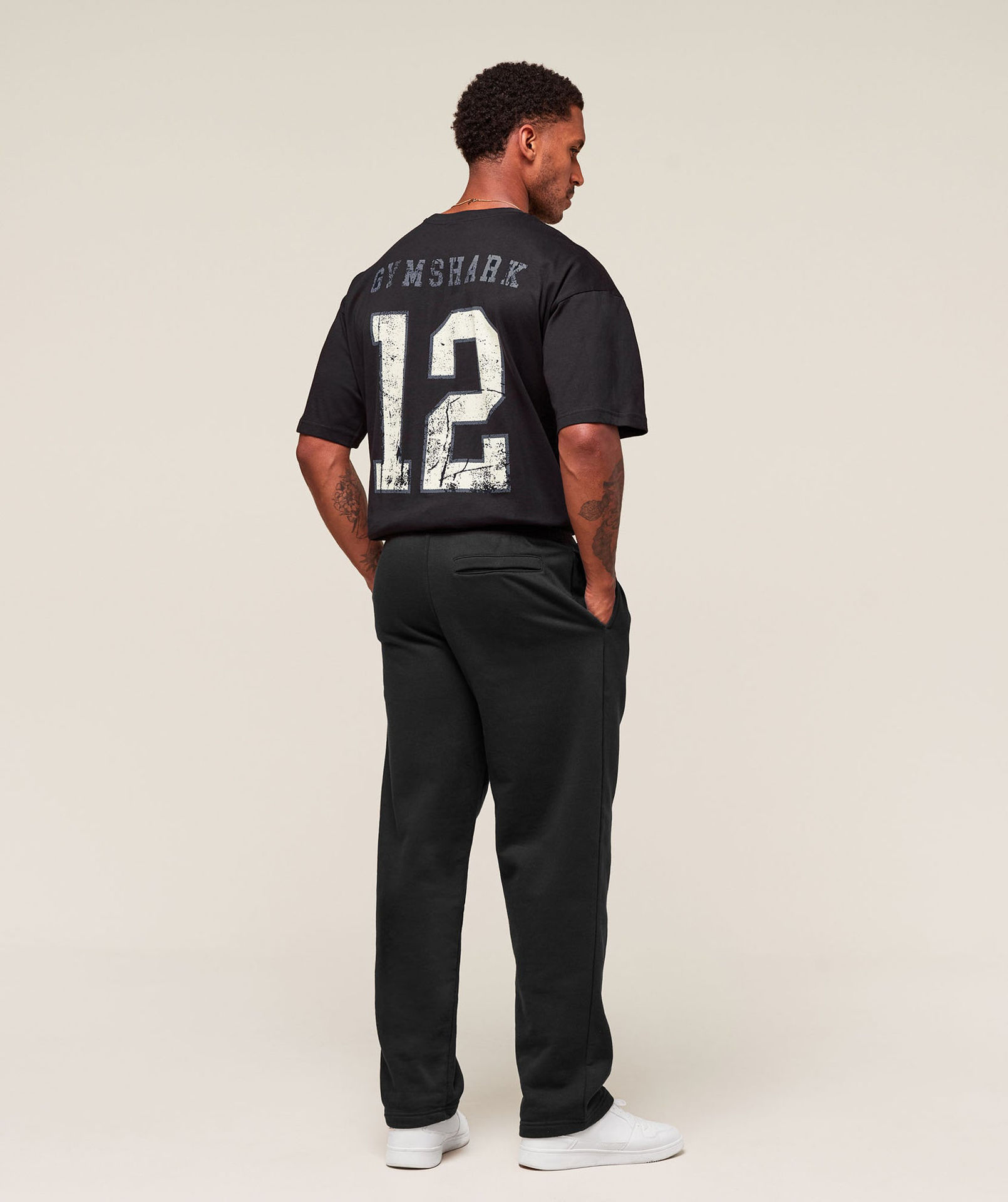 COLLEGIATE GRAPHIC T-SHIRT