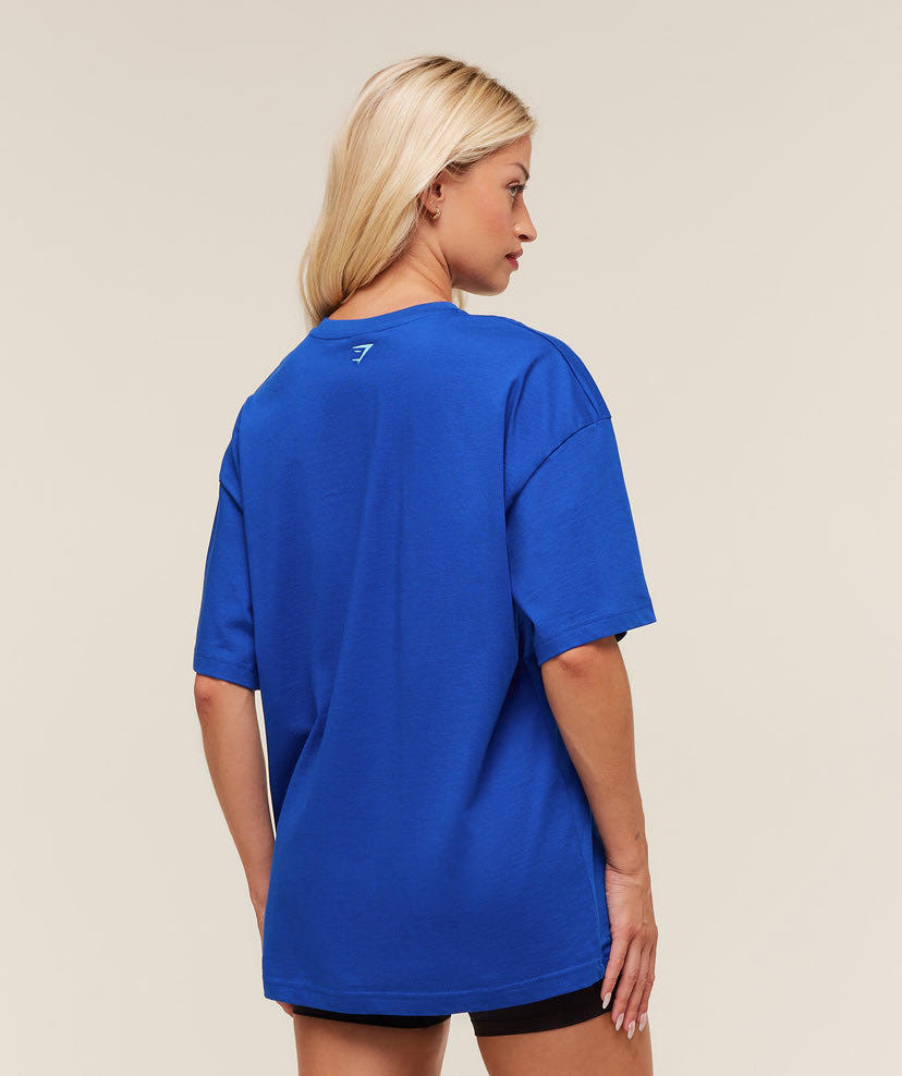 GRAPHIC COLLEGIATE OVERSIZED T SHIRT