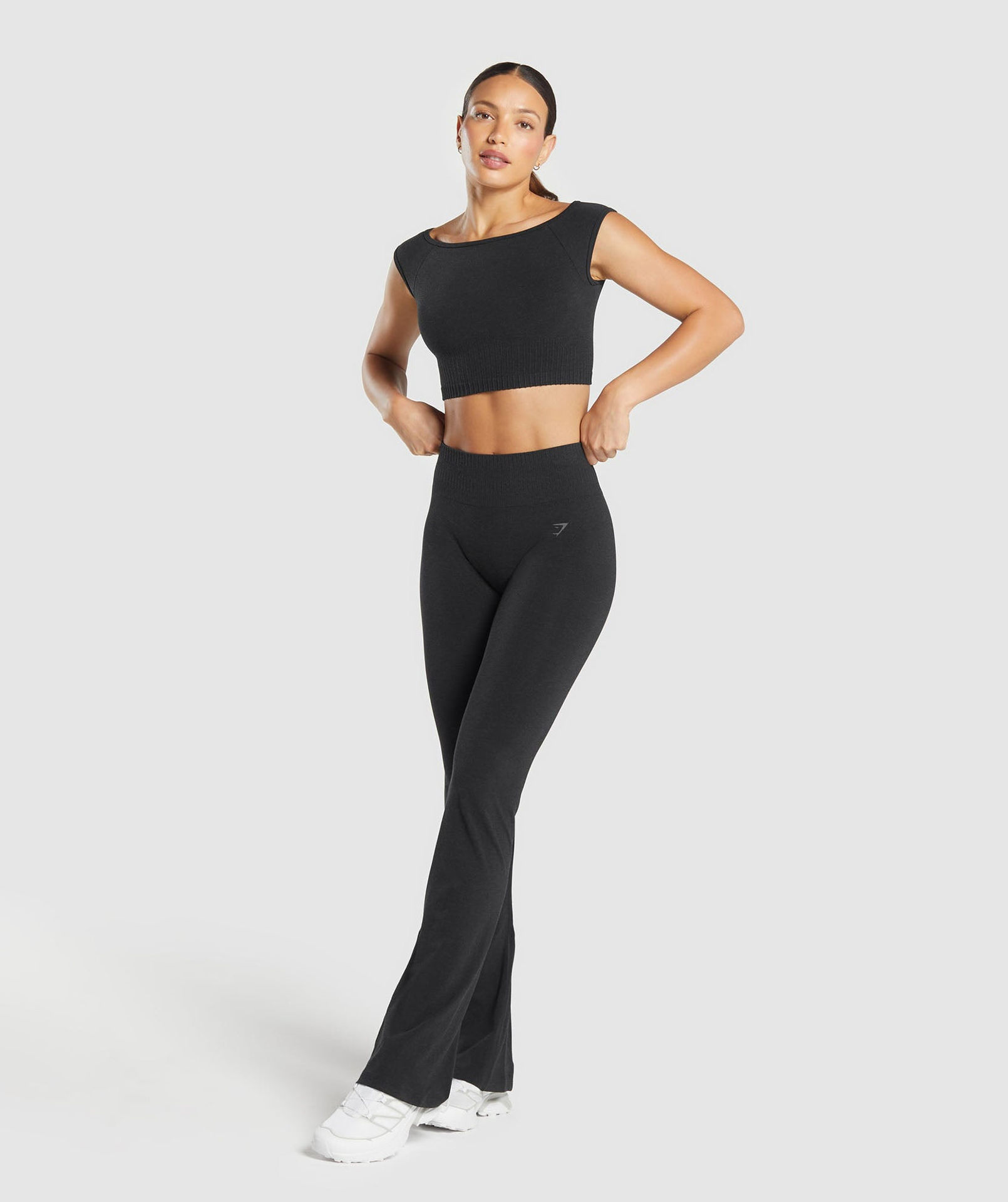 LUXE SEAMLESS FLARE LEGGINGS