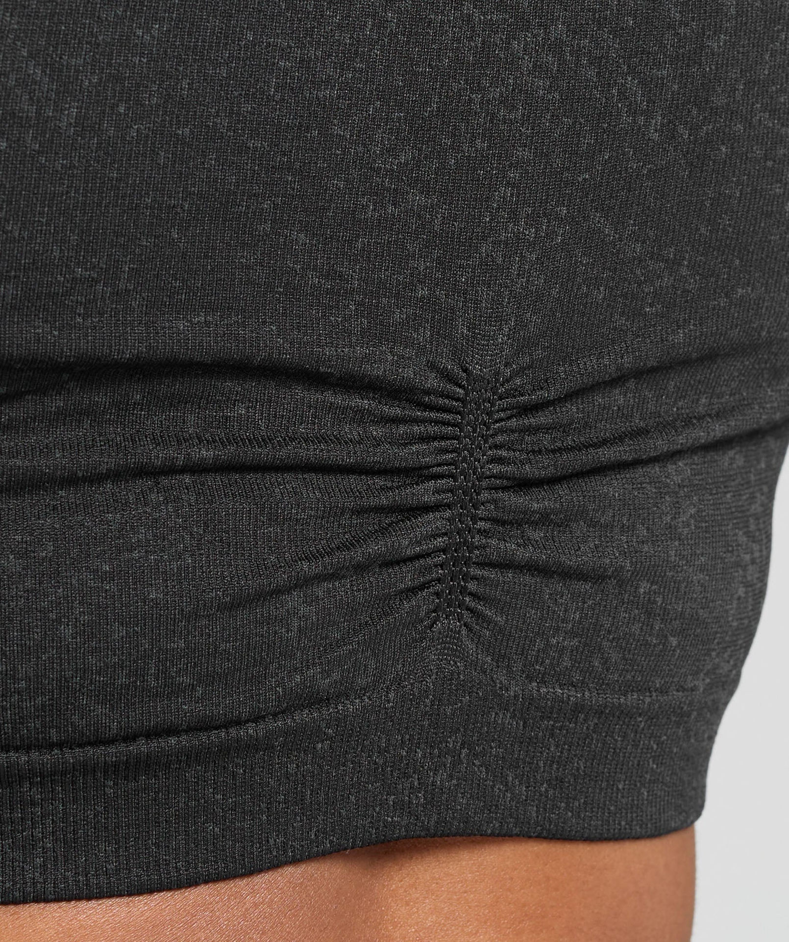 Adapt Fleck Seamless Long Sleeve Crop