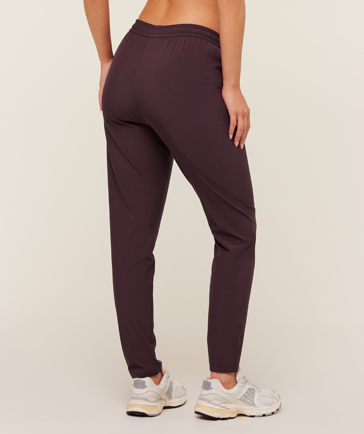 EVERYDAY WOVEN PANTS