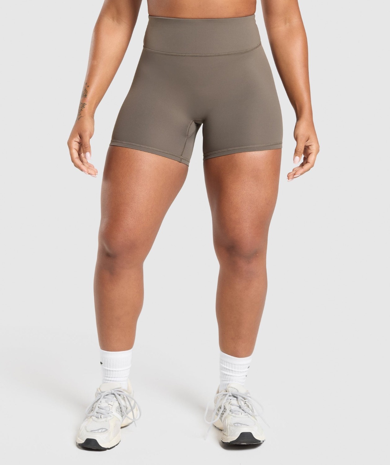 SUPERSET POCKET SHORTS