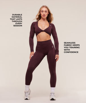 ADAPT ANIMAL LONG SLEEVE CROP TOP