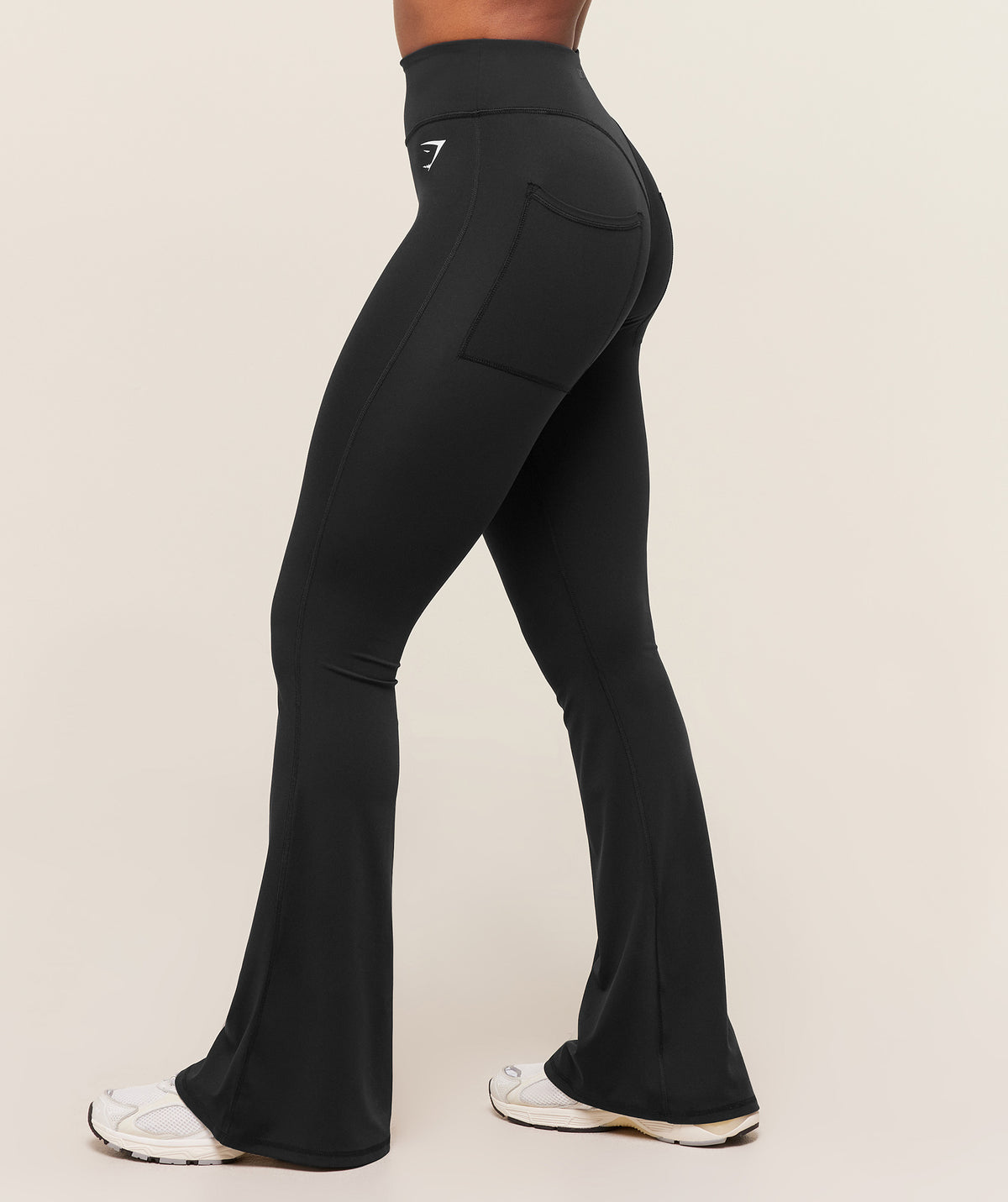 SUPERSET BACK POCKET FLARED LEGGINGS