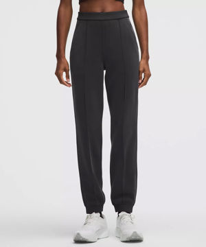 Softstreme Classic-Fit High-Rise Jogger