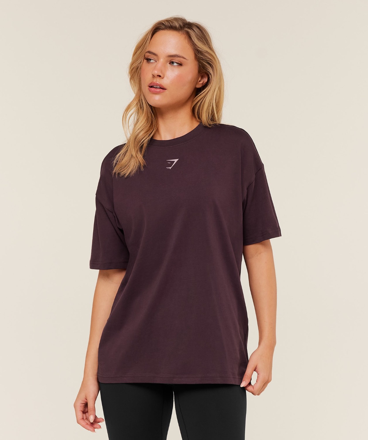 TRACE GRAPHIC OVERSIZED T-SHIRT