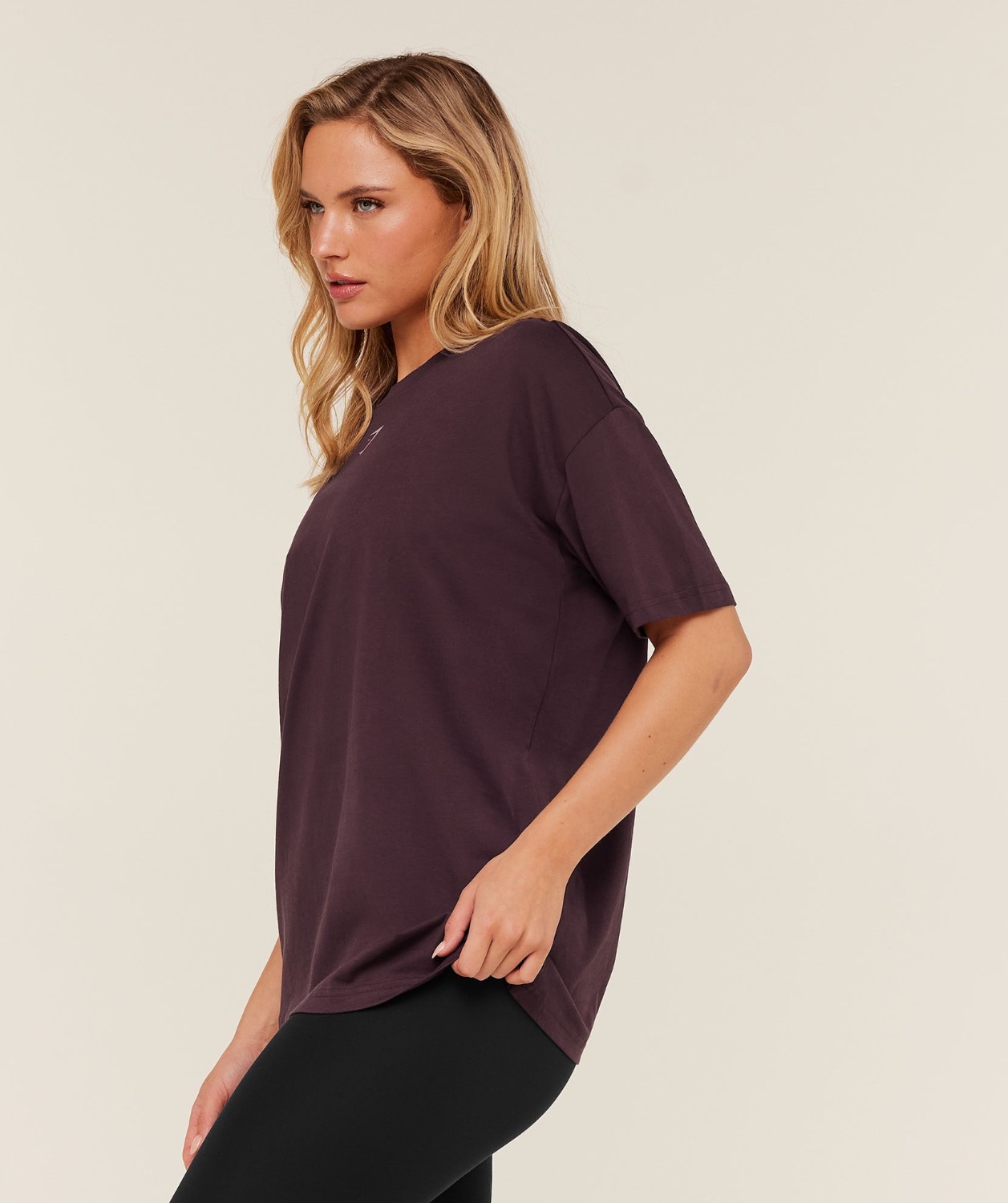 TRACE GRAPHIC OVERSIZED T-SHIRT