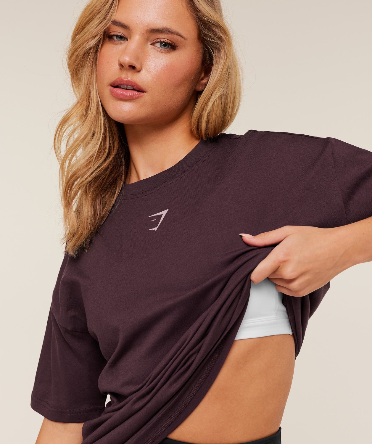 TRACE GRAPHIC OVERSIZED T-SHIRT