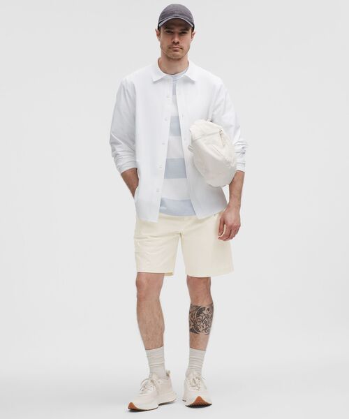 Woven Relaxed-Fit Pleated Short 8"