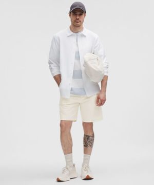 Woven Relaxed-Fit Pleated Short 8"