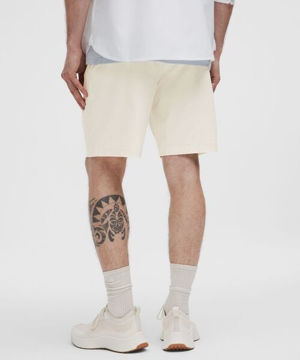Woven Relaxed-Fit Pleated Short 8"