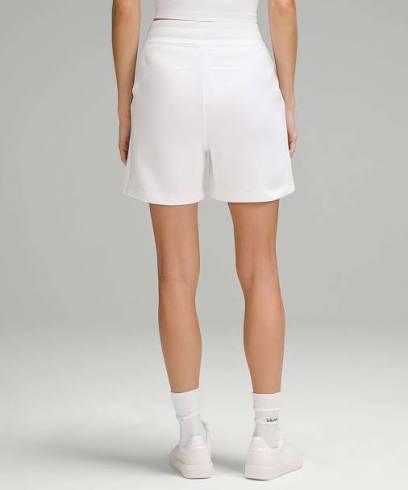 Scuba High-Rise Short 5"