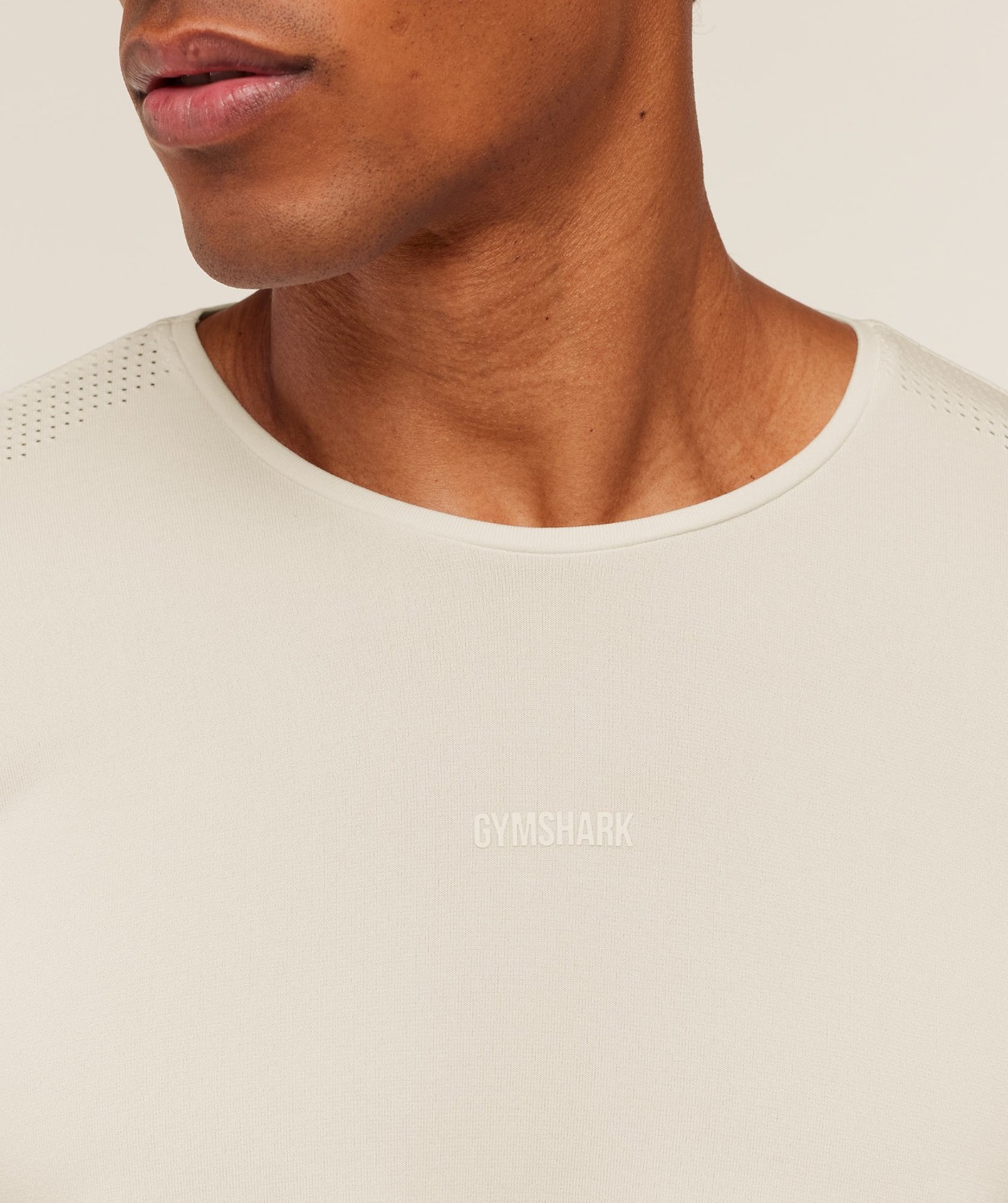 DISTANCE SEAMLESS T-SHIRT