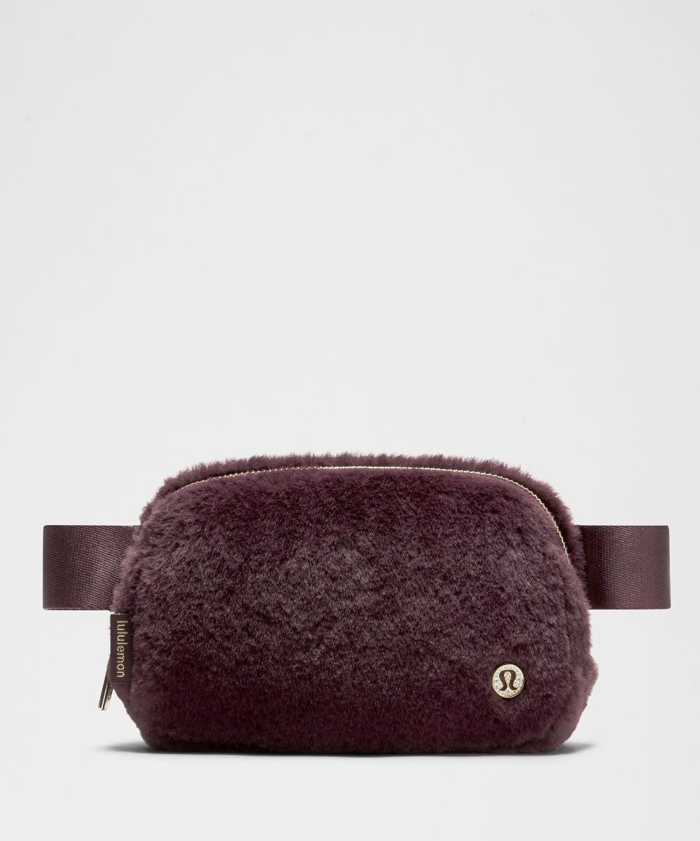 Everywhere Belt Bag *Plush Fleece