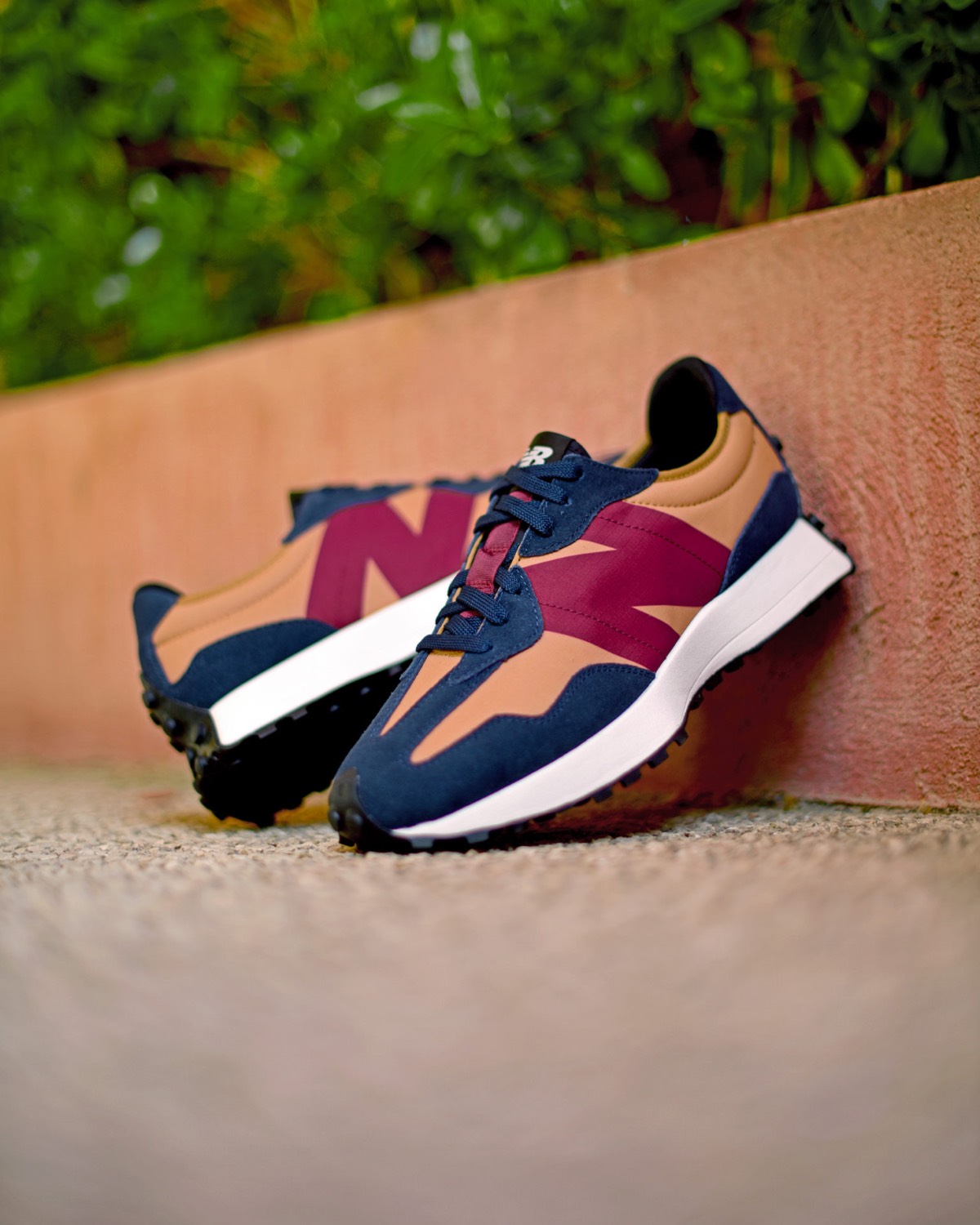 New Balance The Intelligent Choice 327