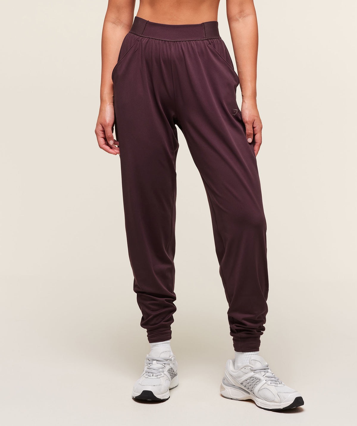 COVERED JOGGERS