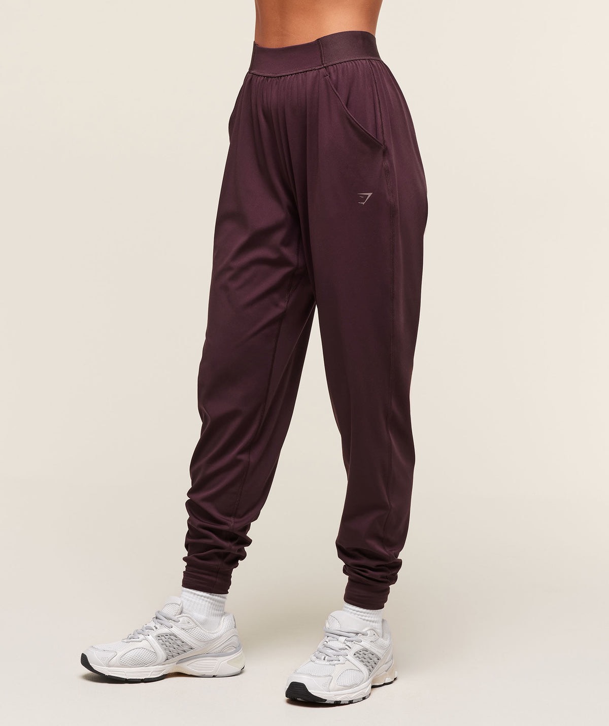COVERED JOGGERS